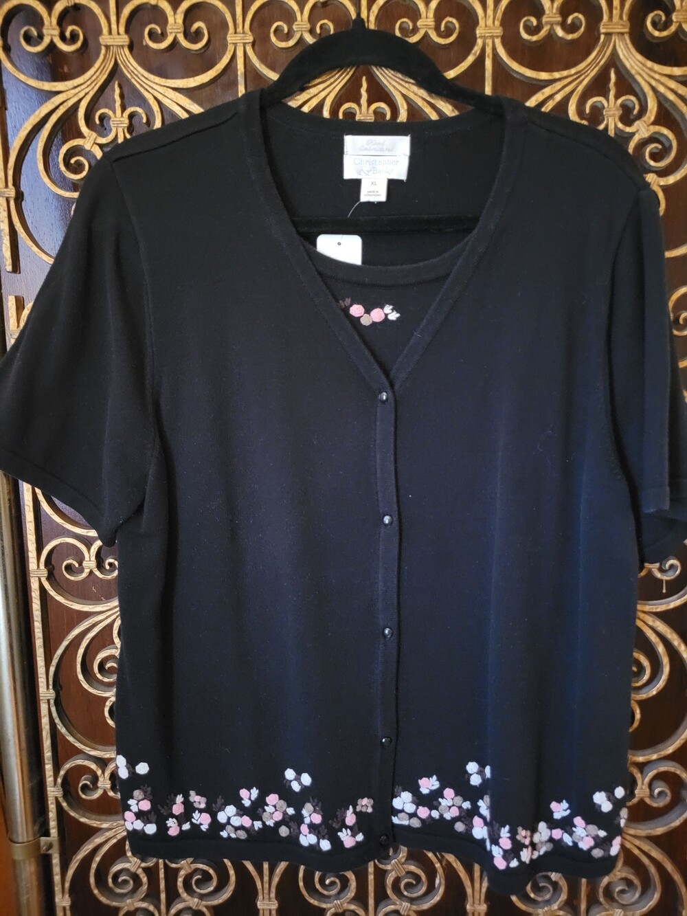 2004 Christopher & Banks XL Black Cardigan with Floral Embroidery